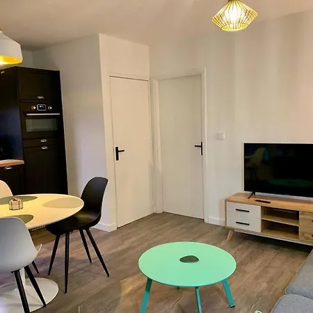 Holiday home Sluwe Vos: Ontspannen In Het Bos! Otterlo